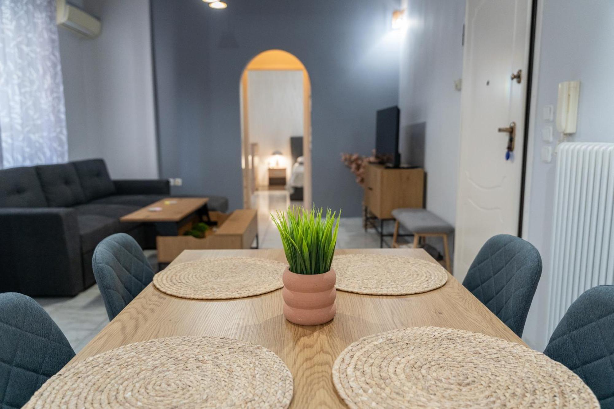Ninas Central Apartment Kavala Eksteriør billede